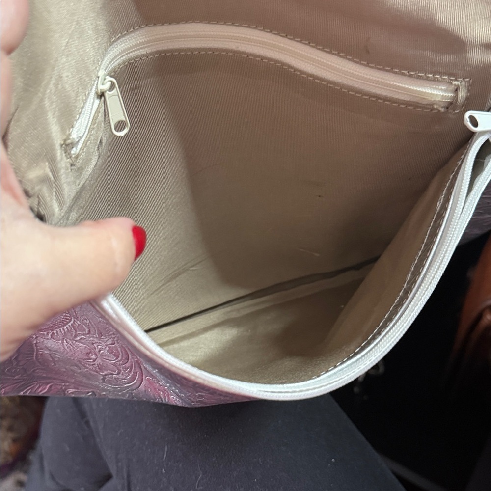 Silver Women's Clutch and wallet bundle - Picture 13 of 13
